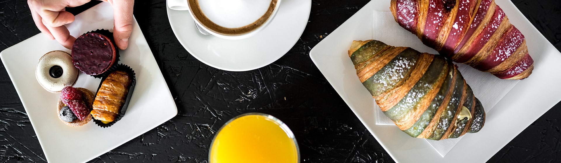 sfondo video manifesto intollerante min